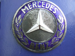 Mercedes Benz LA 710